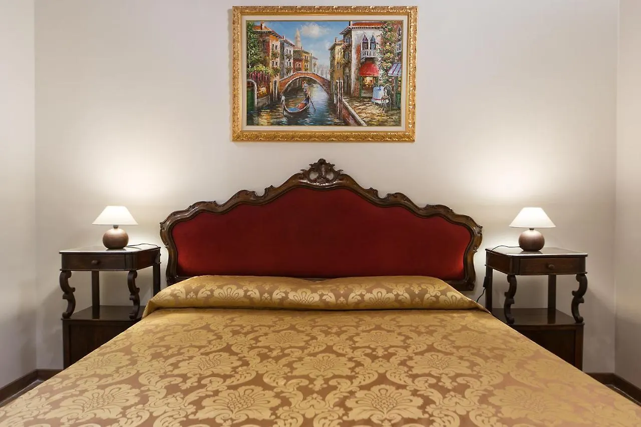 At 2 Minutes From San Marco Square Apartment Venice
